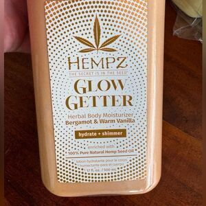 Hempz Glow Getter Herbal Body Moisturizer